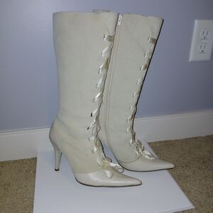 Elegant White Knee-High Women's Boots